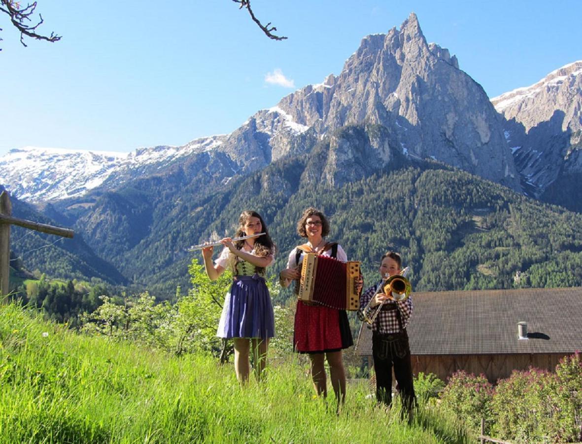 Schildberghof Ortler Apartment Siusi Bagian luar foto
